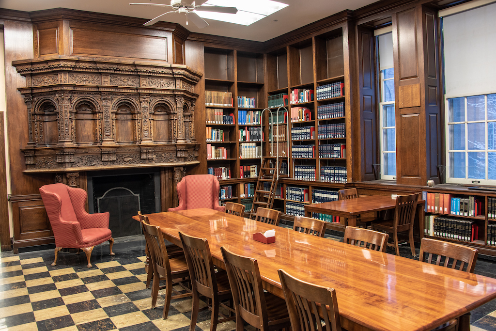 Bookbinding Studio  Dartmouth Libraries